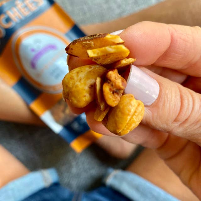 Gourmecca Kitchen LLC (dba Becca's Petites) - Wholesale Trail Mix - Savoureux Mix9