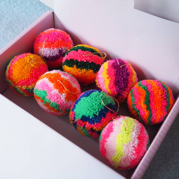 Fat Pom Poms - Wholesale Ornament set - Retro Inspired Pom Pom Bauble Decorations7