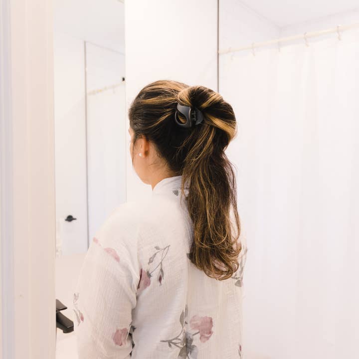 Axcessorize – Großhandel Haarclip – Damen – Große Haarklammer. Brötchenclip aus Acetat13