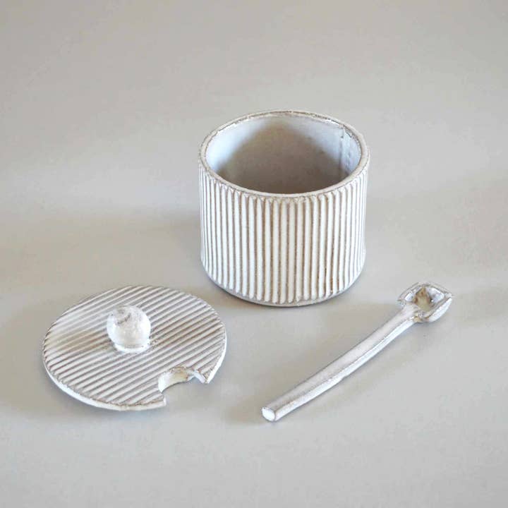 Karolina Bednorz Ceramics - Wholesale Decorative Plate/Dish/Bowl - MILLERIGHE Sugar bowl with quirky spoon Handmade in Italy2