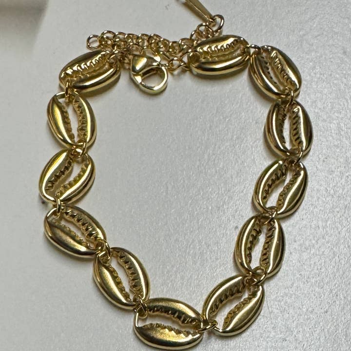 The Curator - Venta al por mayor Pulseras de cadenas y eslabones - Pulsera de Conchas Caurea Doradas Enlazadas2