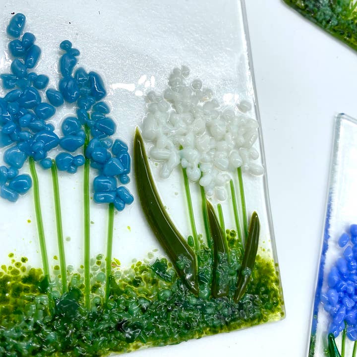 Glass Source Studios - Wholesale Suncatcher - Fused Glass Magick Mini Garden Suncatcher (Light Blue Mix)