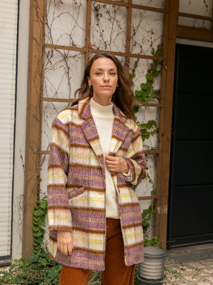 VIVIA Coat for wholesale by Calie Paris