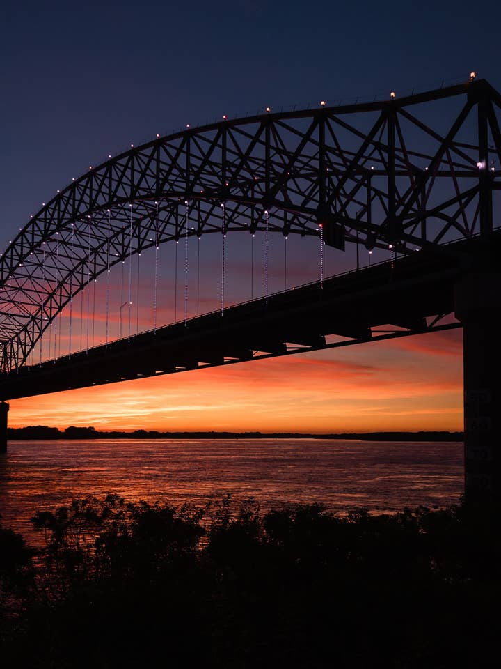 Memphis plakat - solnedgange på Mississippi for engroshandel hos Posters & Puzzles