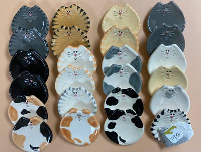 August Ceramics - Wholesale Jewelry Dish - 3" Assorted Ceramic Cat Dishes by the Dozen1