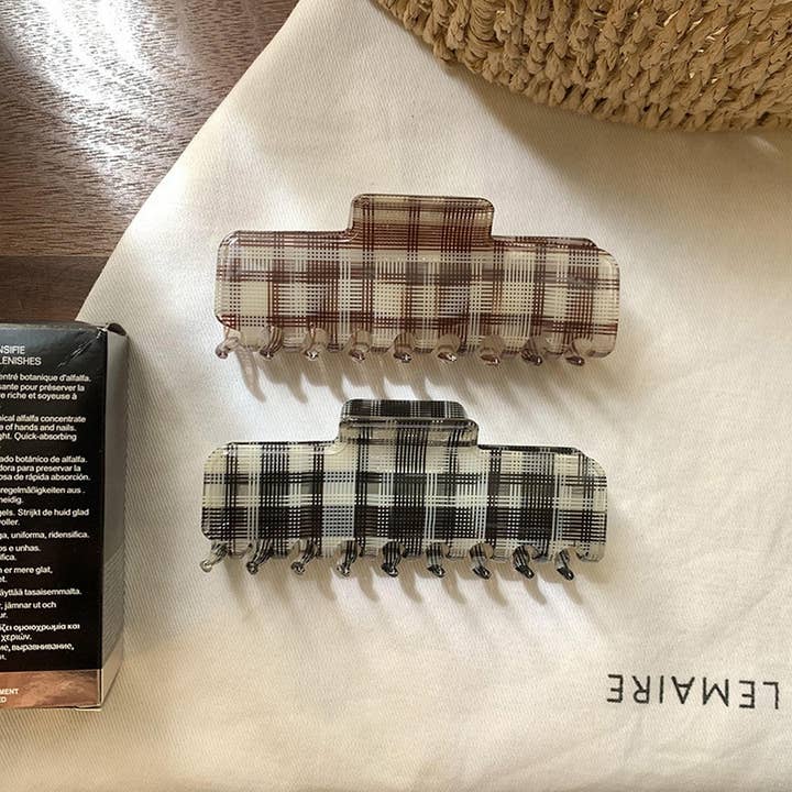 Elegant Square Claw Clip Winter Hair Accessory_CWAHA08072 for wholesale by ACCITY