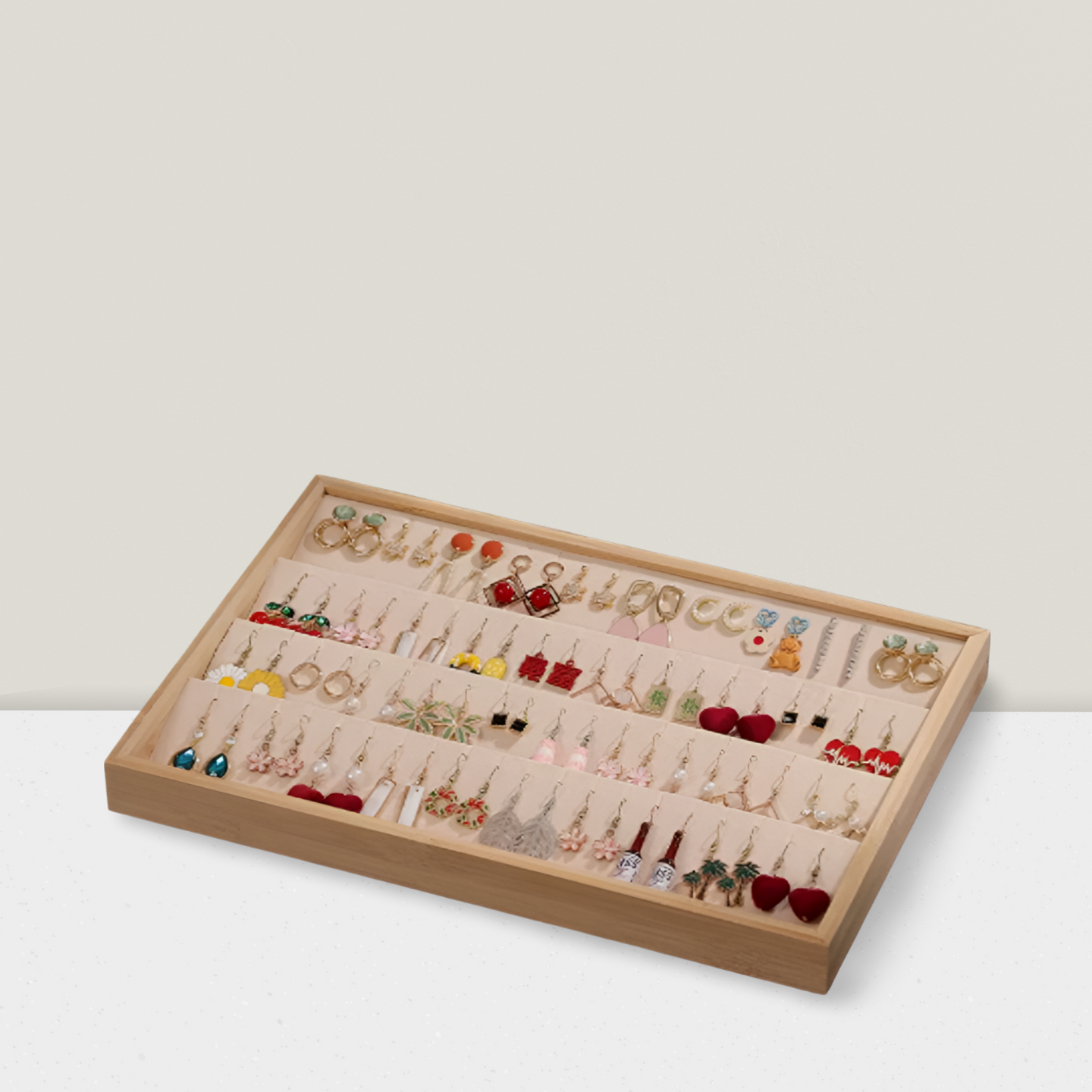 Zakka - Wholesale Jewelry Stand & Display - Premium High Quality Jewelry Display Tray Beige Velvet0