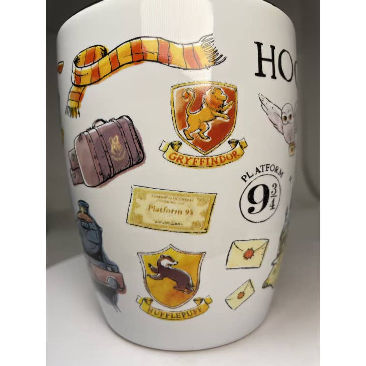 Silver Buffalo - Wholesale Coffee Mug - Hogwarts Destination 25oz Jumbo Curved Ceramic Mug