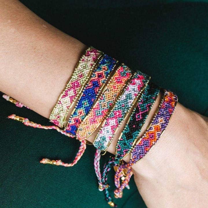 Love Is Project – wholesale Woven/braided bracelet – Bali Friendship Bracelet - Fire Stream3