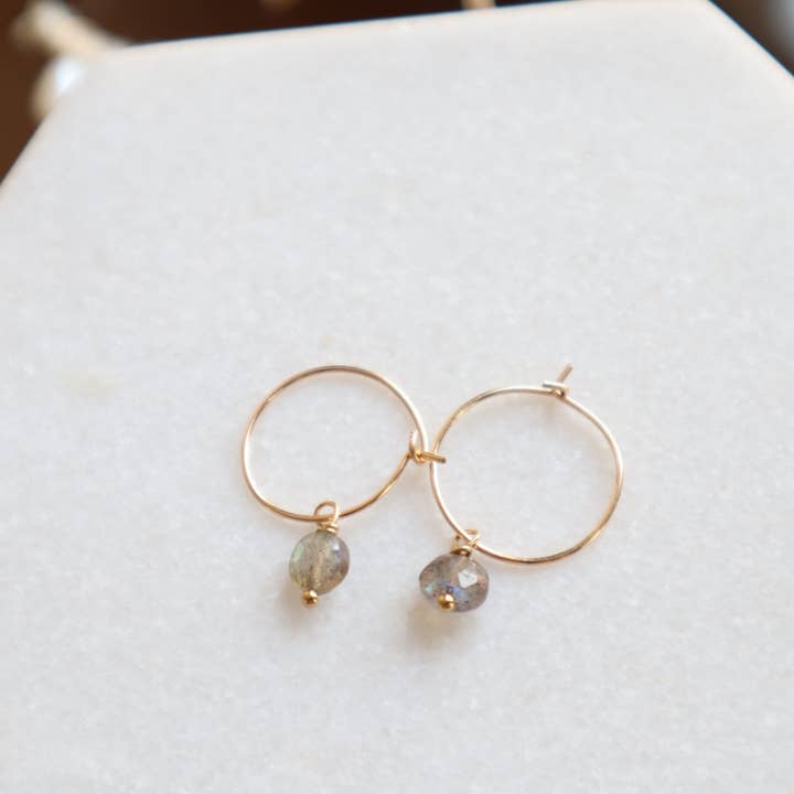 Olhao Labradorite for wholesale by Staplez Jewelry