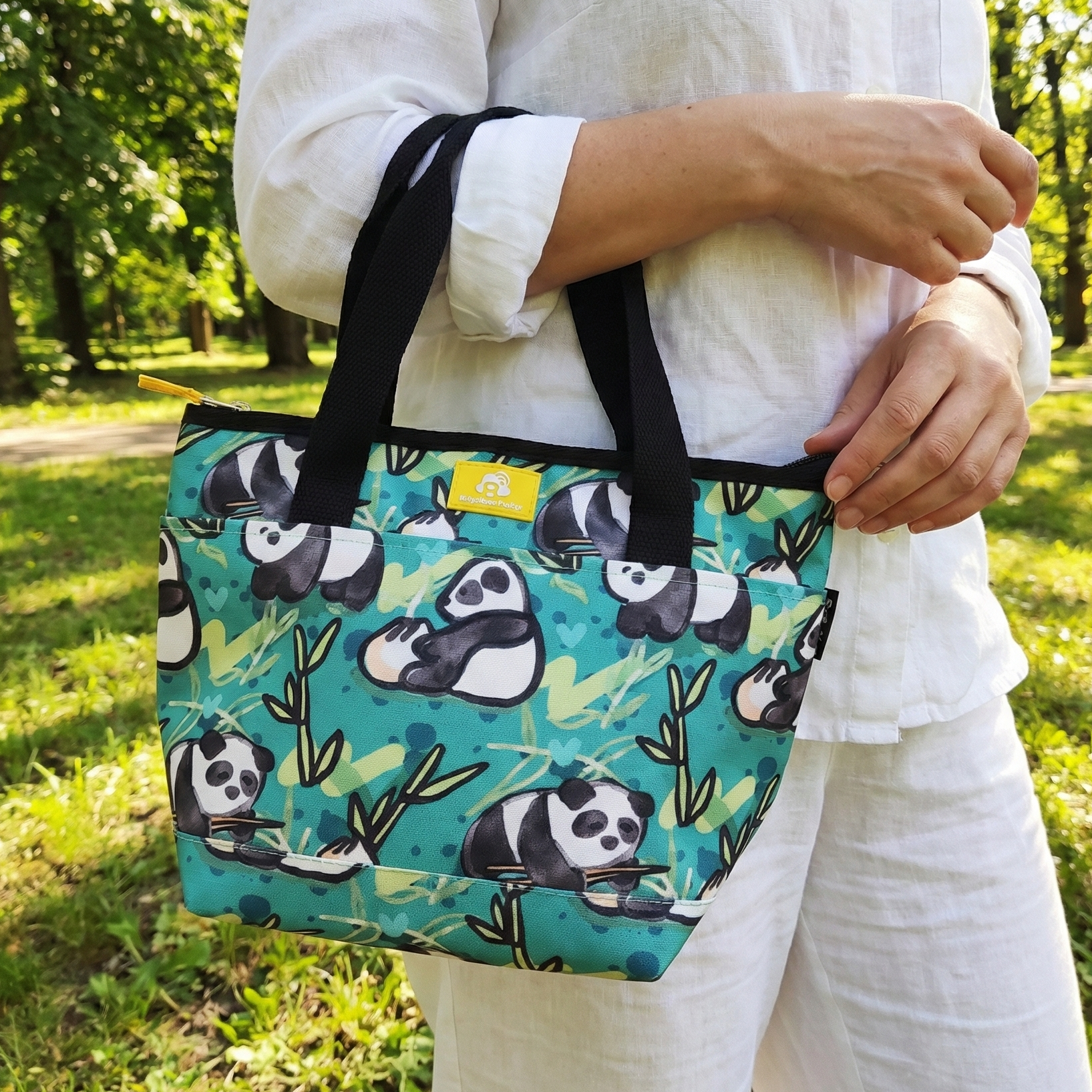 Brightspot Design - Wholesale Lunch Bag/Box - Cat Sushi Premium Lunch Bag1