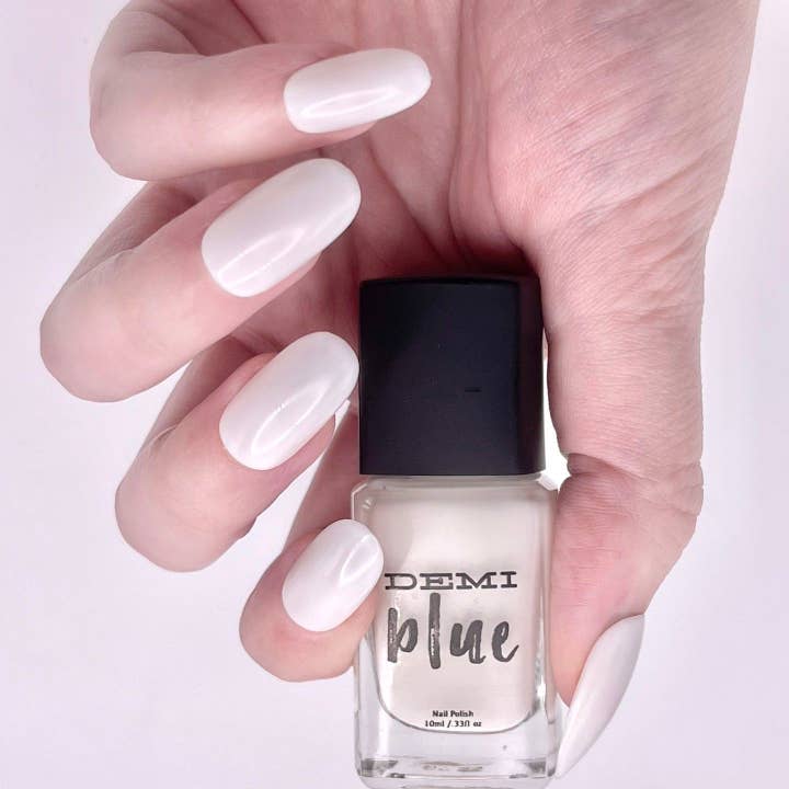 DEMIblue Clean and Vegan Nail Polish - Wholesale Nail Polish - Chalk It Up – White Vegan Nail Polish | DEMIblue™2
