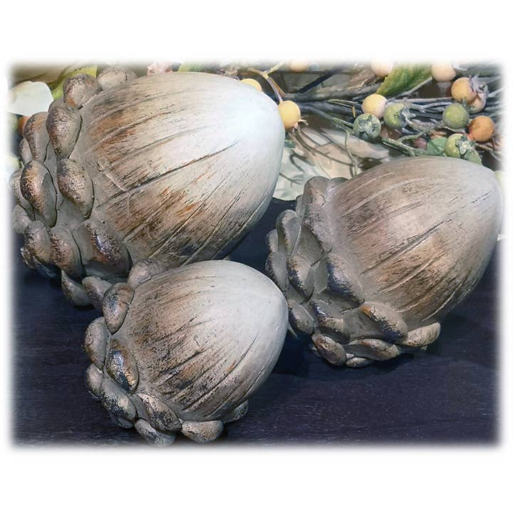 Will's Company - Wholesale Decorative Tabletop Object - Resin Wood-look Acorn - Set of 3