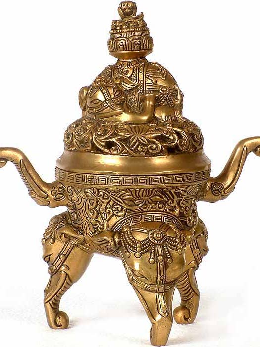 Brûle-encens avec support en forme d'éléphant pour la vente par Exotic India Art