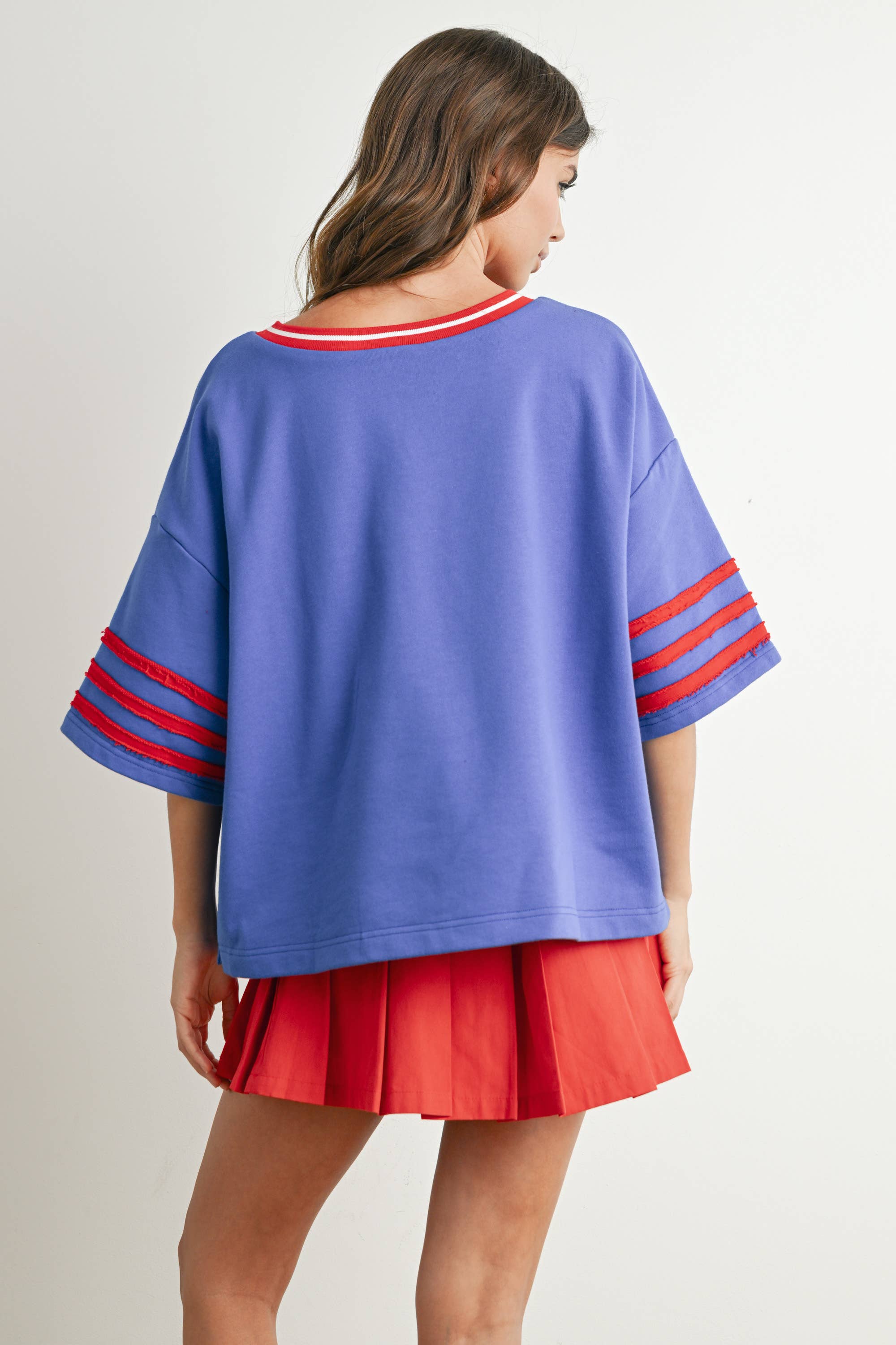 BUTTERMELON - Vendita all'ingrosso Maglietta - Donna - Maglia oversize sporty Varsity Spirit - BMT773411