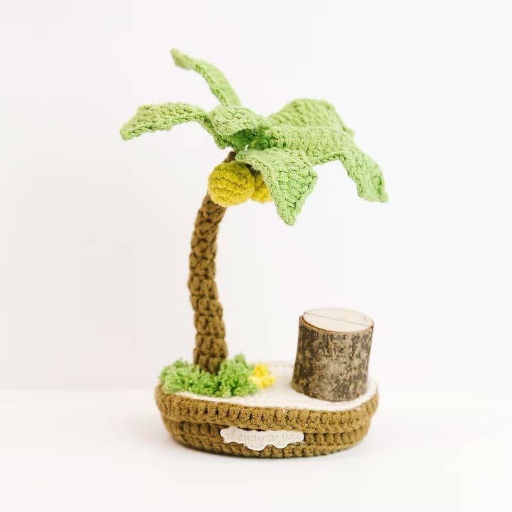 Coconut Tree Pot for wholesale by The Way to You Canada