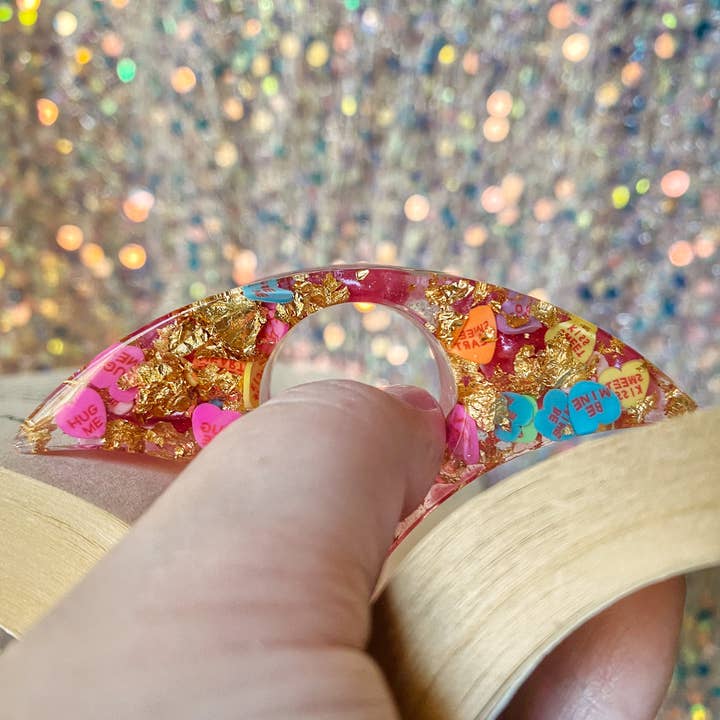 Hold It There - Wholesale Book Holder - Sweetheart Book Holder1