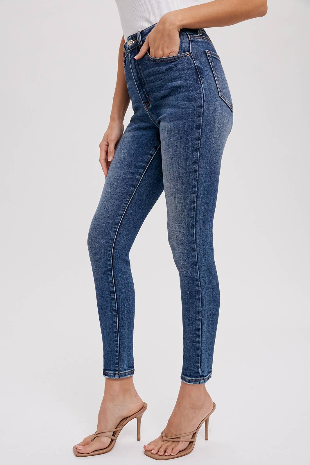 Bluivy - Vendita all'ingrosso Jeans - Donna - JEANS SKINNY VITA MEDIA23