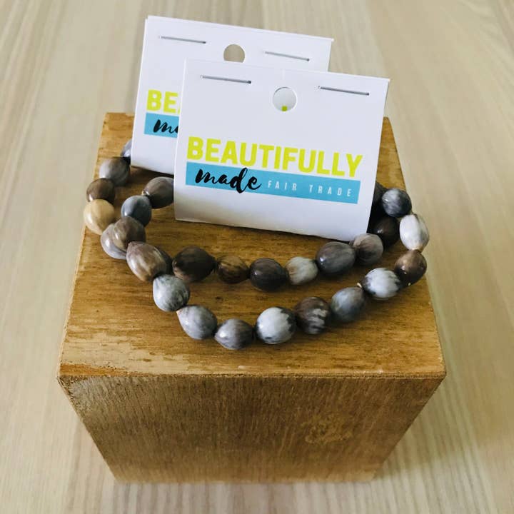 Haiti | Majok Seed - Braun für den Großhandel von Beautifully Made Fair Trade