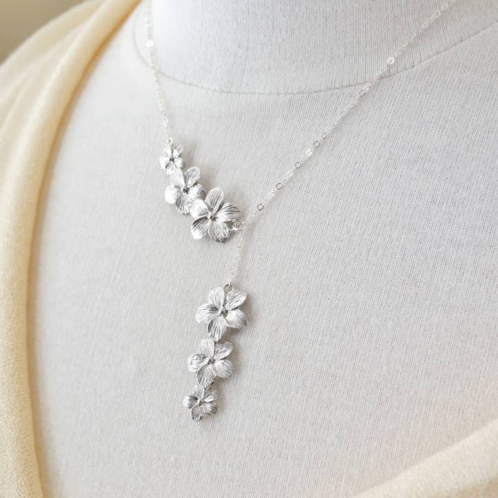 Plumeria halsband Hawaii Flower Lariat Halsband Blommig Charm för wholesale av YSM Designs