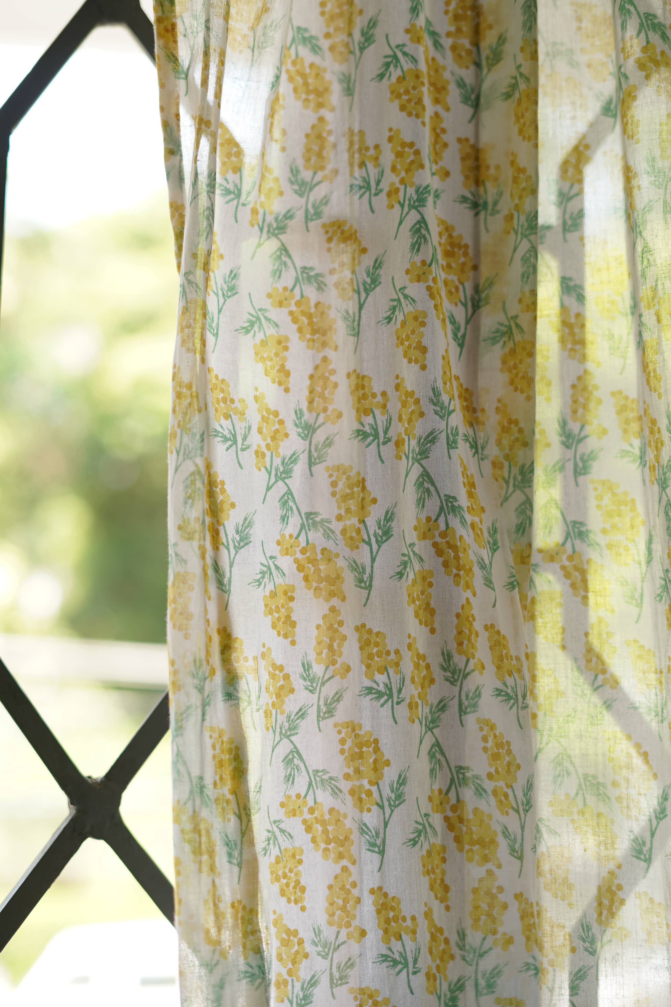 Annahmol - Wholesale Curtain - Vintage Inspired Botanical Sheer Curtains: Assorted Prints53