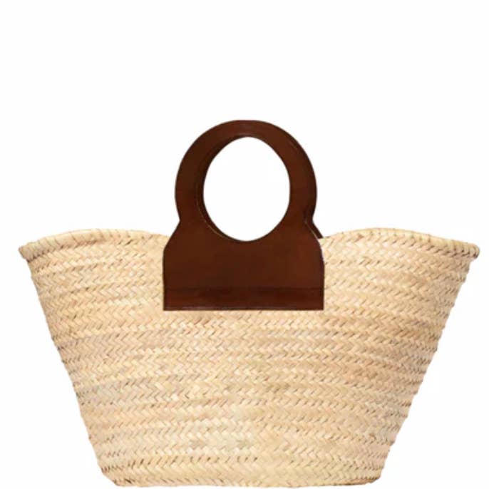 French basket bag | leather straps for wholesale by coë