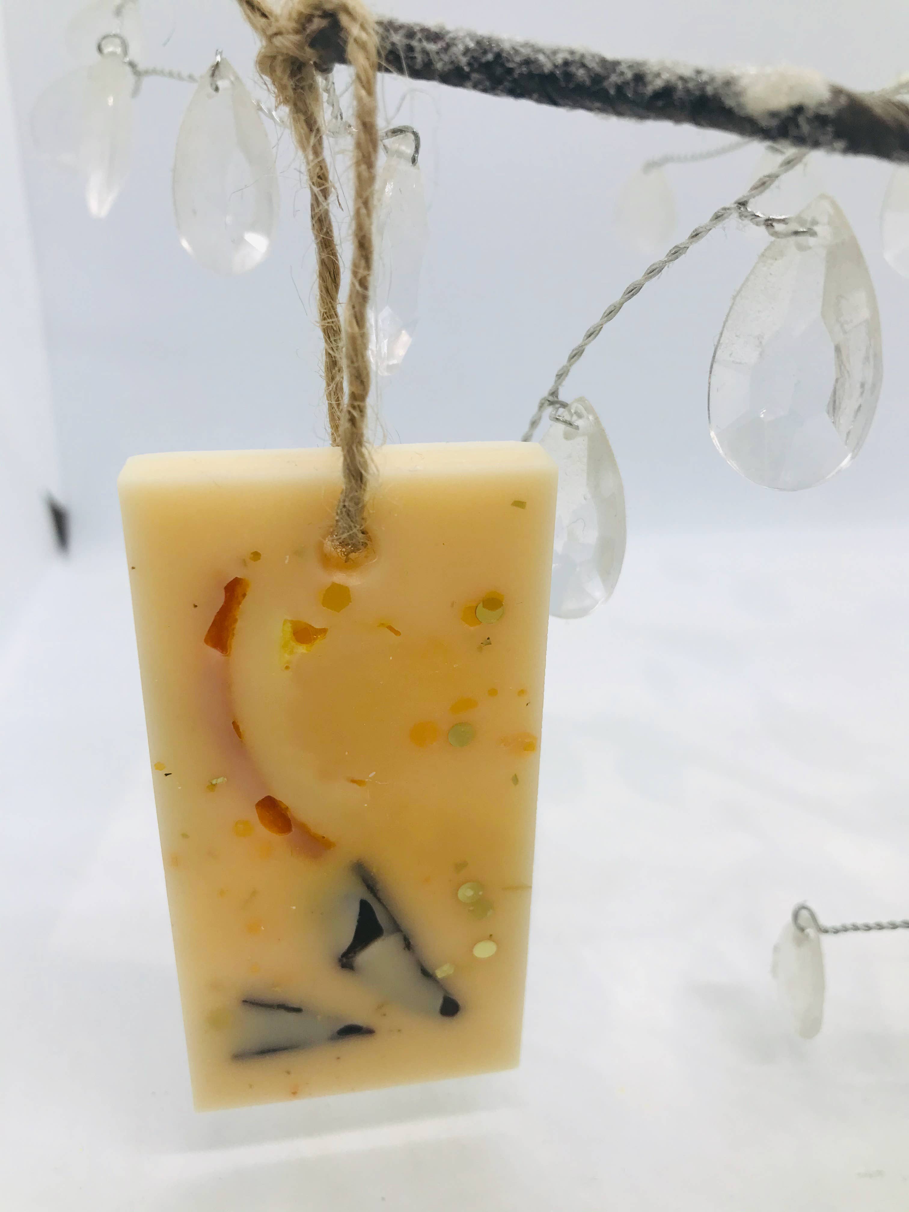 Darling Melts - Wholesale Wax Melt - Scented Botanic Wax Melt Wardrobe Hanging Tags1