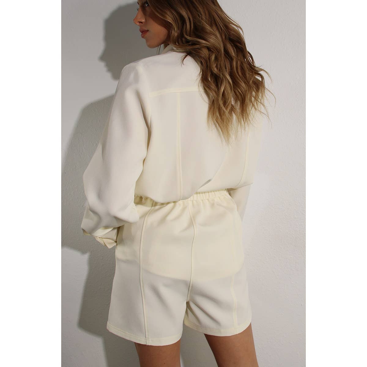 KOFFIEMELK JAS EN KORTE BROEK SET - Crèmekleurig voor groothandel op Faire27