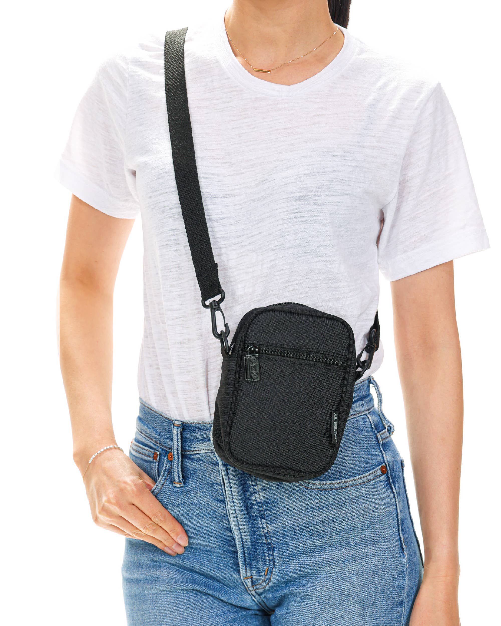 Fydelity – Engroshandel Crossbodytaske – unisex – 88660: Mini Brick Bag | Genanvendt RPET | Sort1