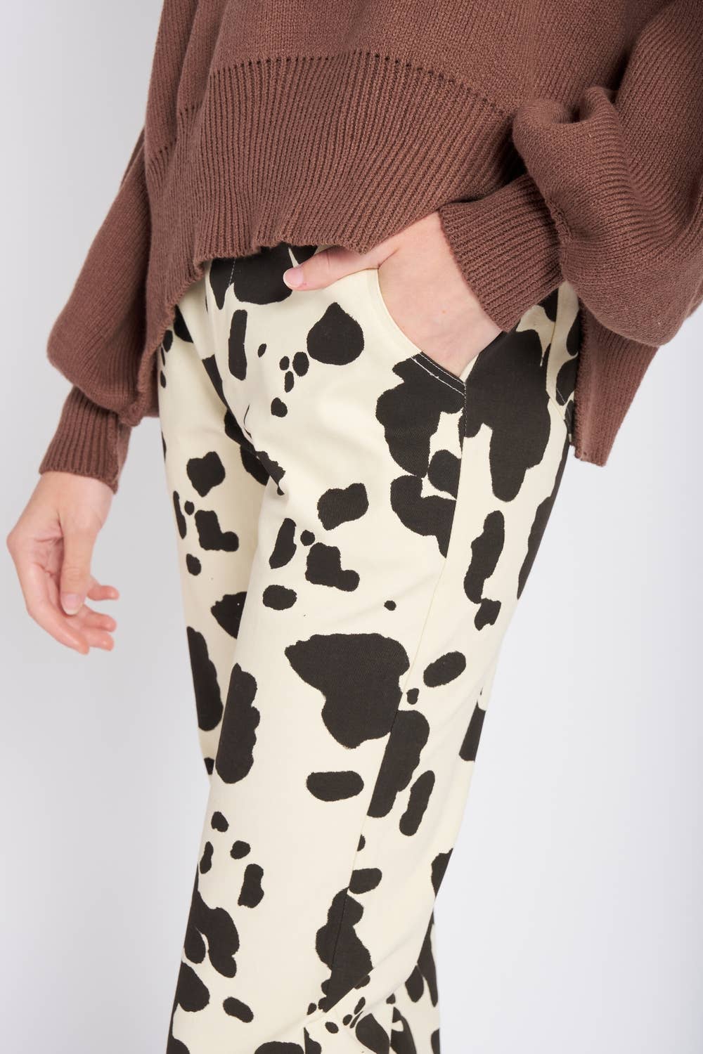 BEIGE KO HÖG MIDJA KO PRINT BYXOR för wholesale på Faire3