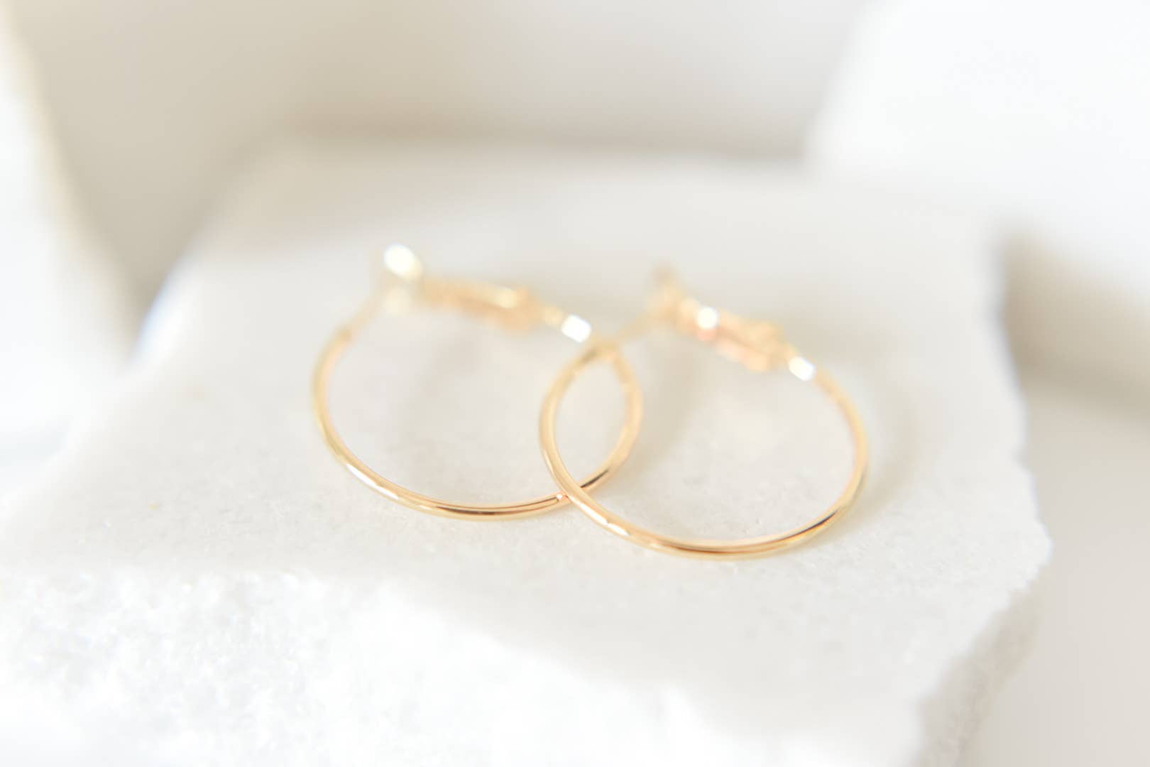 Bella Rey jewelry – wholesale Hoop earrings – 18k gold plated hoops -earrings- hypoallergenic