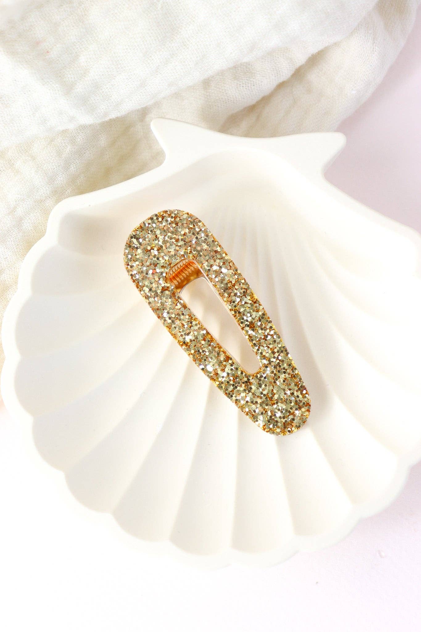 CG Home - Wholesale Barrette - Women's - Large gold glitter triangle hair clip2