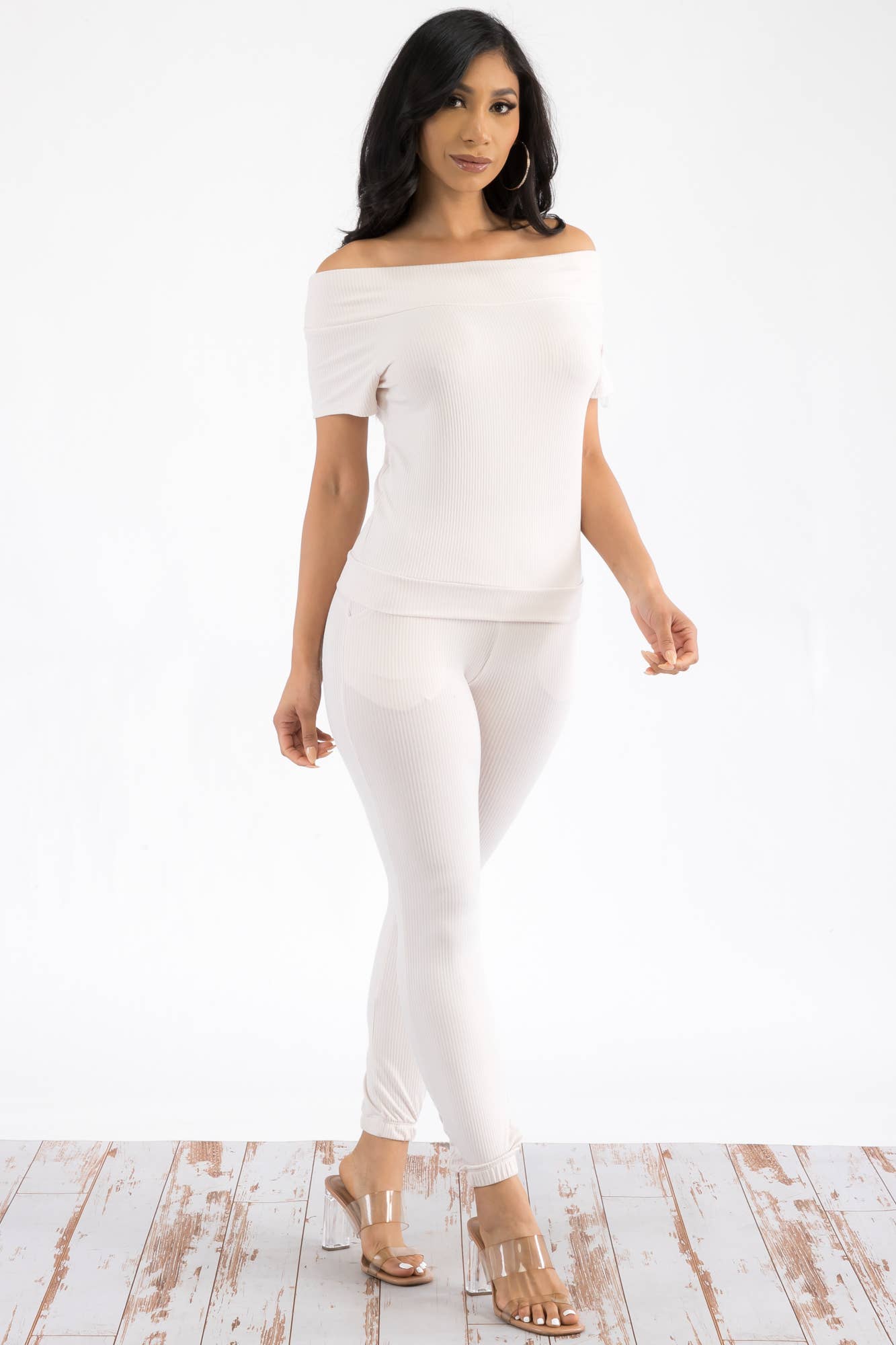 H&H Fashion Inc. - Venta al por mayor Conjuntos de top y pantalón (NO para estar en casa) - Mujer - HH629R-SET - Conjunto acanalado con hombros descubiertos1