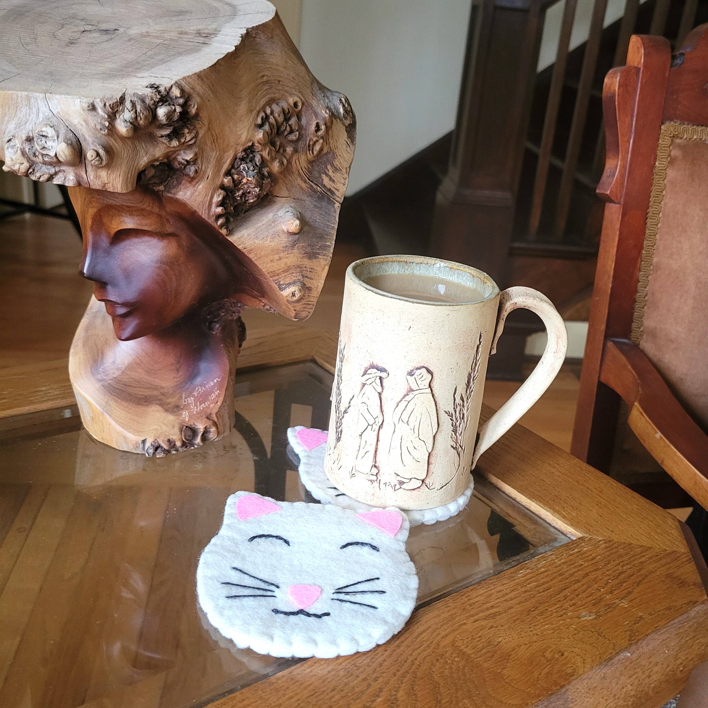 Eclectic Woodchuck - Wholesale Coasters - White Kitty Cat Felted Wool Drink Coaster2