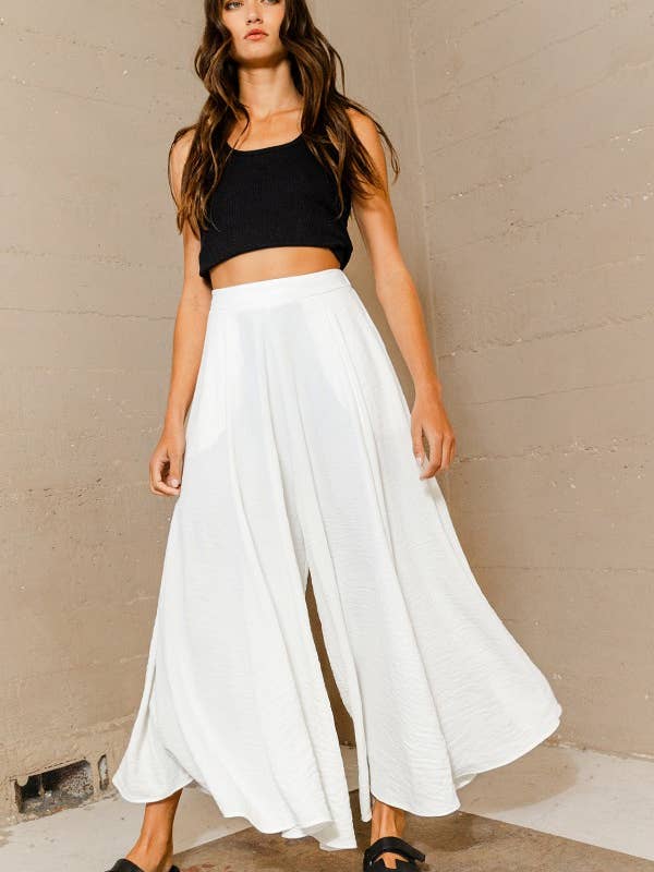 BUCKETLIST INC - Wholesale Pants - Women's - P5131 Solid Woven Wide Leg Pants16