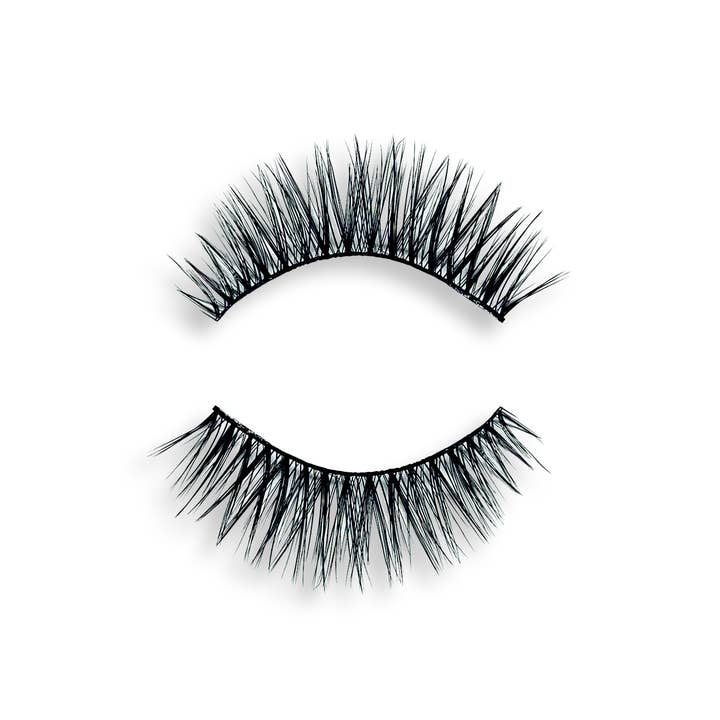 Amaia - Wholesale False/fake eyelashes - Allure Magnetic Lash1