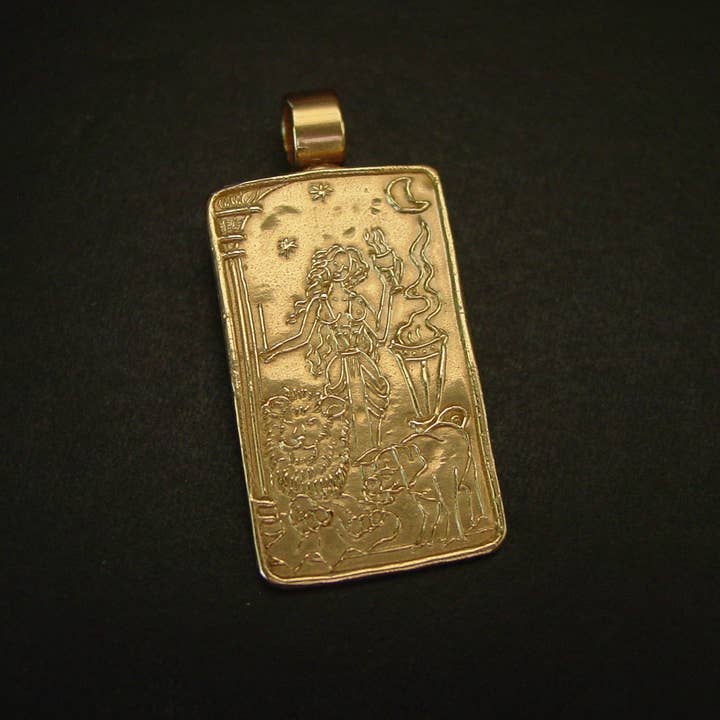 Vis a Vis Jewelry - Wholesale Pendant/Charm Necklace - Circe Sorceress Pendant Necklace3