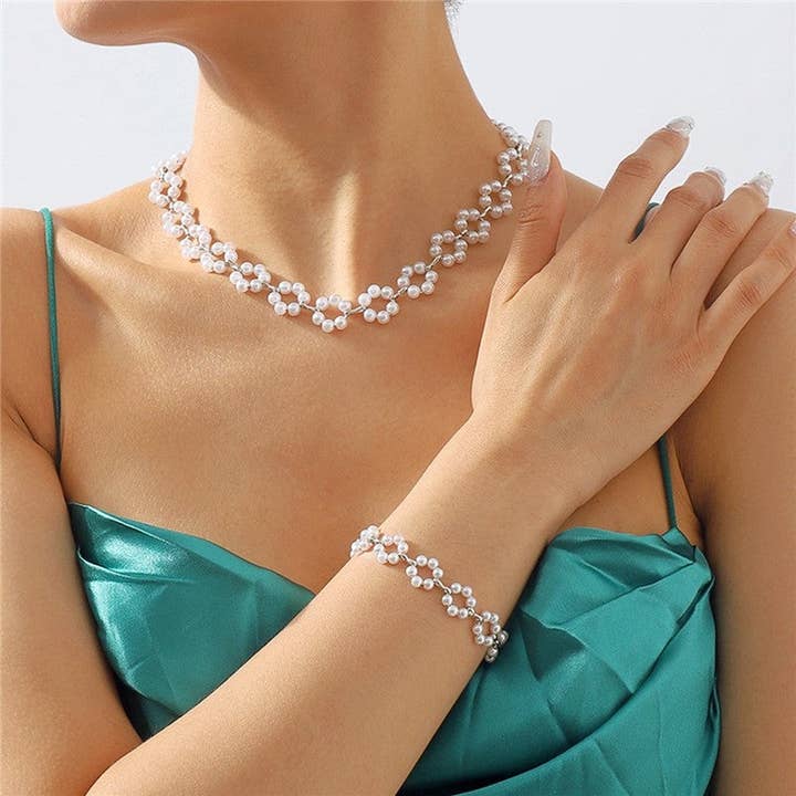 Simple Circle Hollow Pearl Necklace Bracelet Set for wholesale by kycozy
