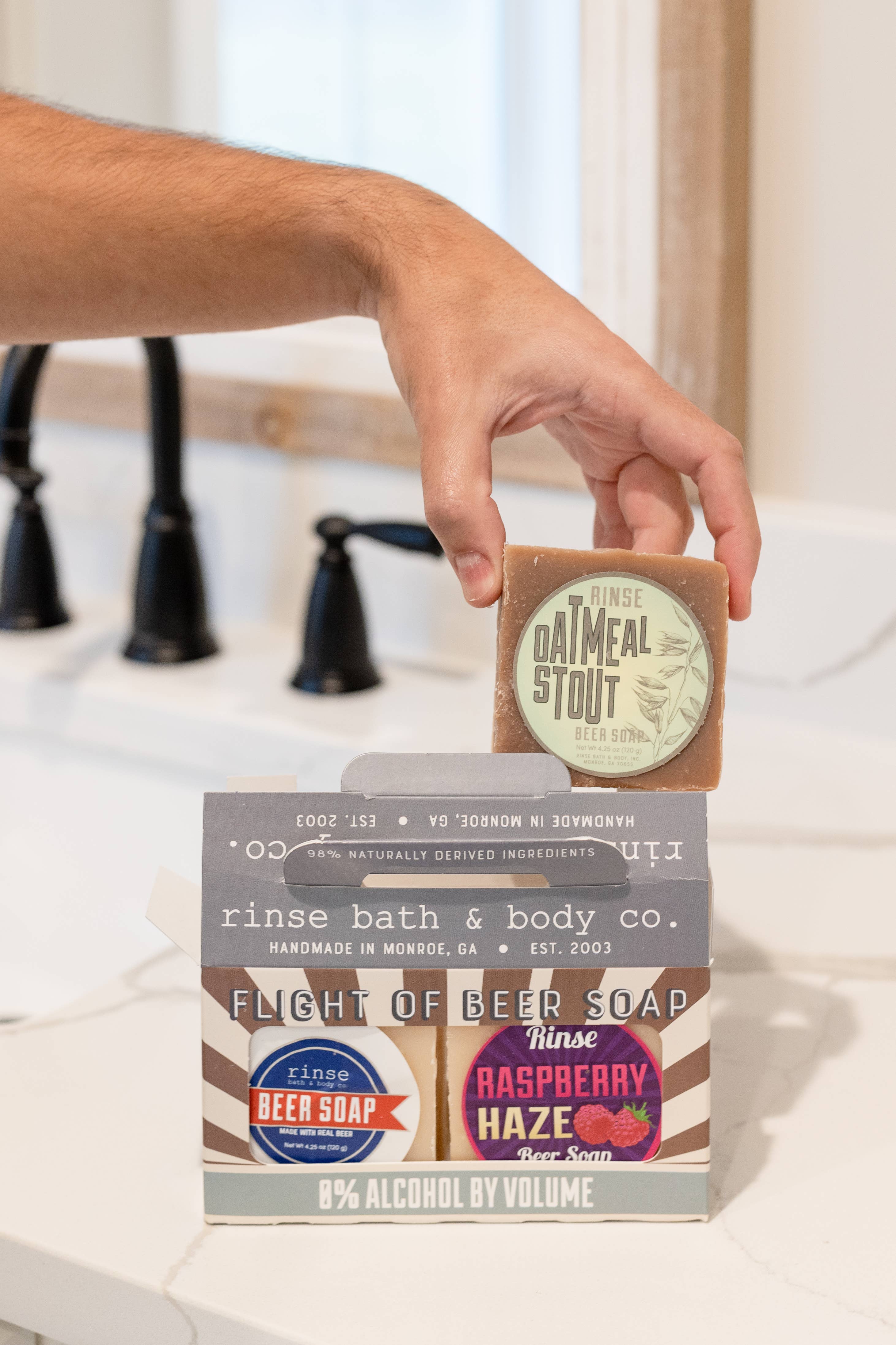 Rinse Bath Body Inc - Vendita all'ingrosso Saponette - Sapone alla Birra - Volo di Birra | Sapone da Uomo Regalo1