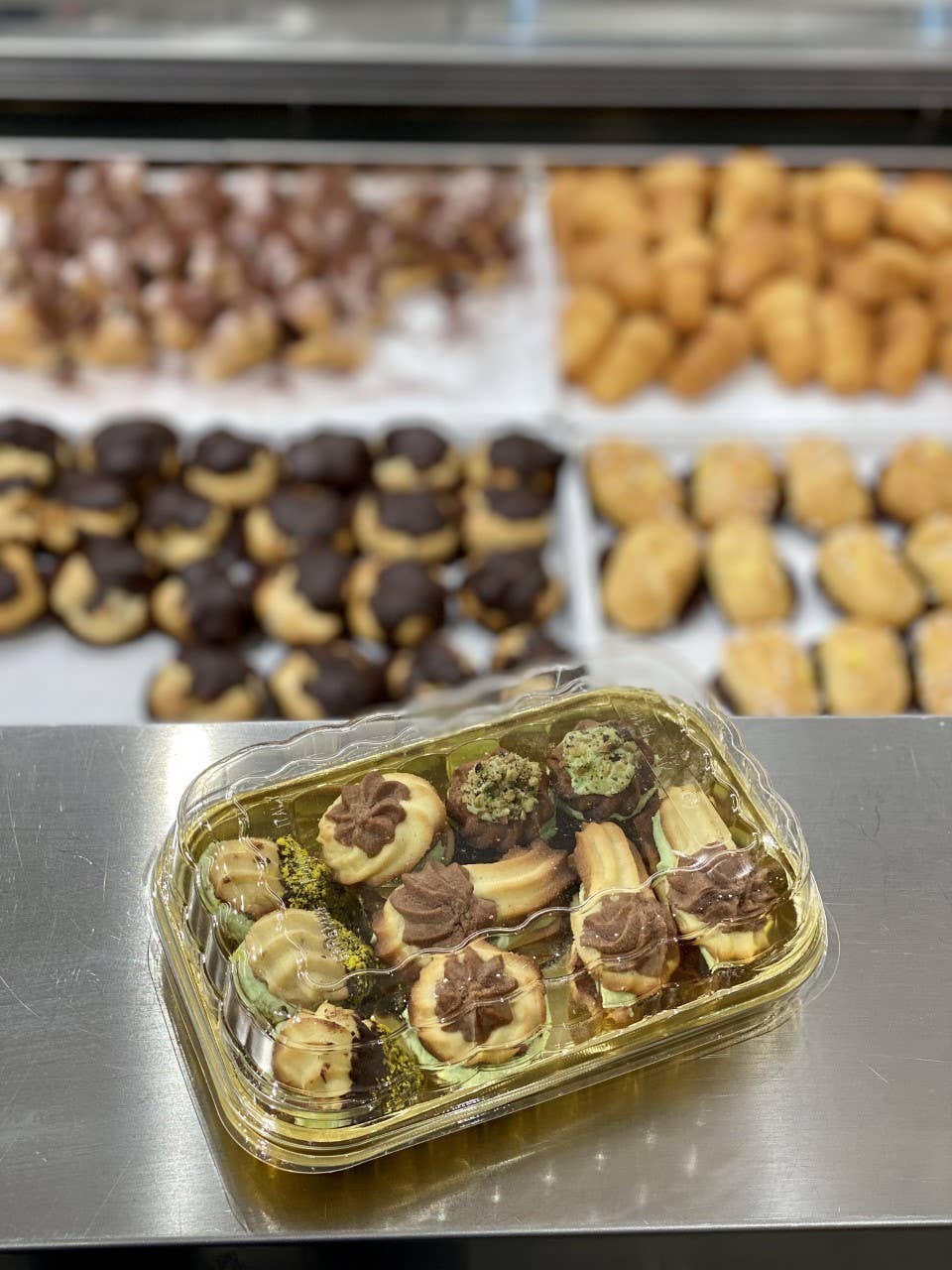 Pasticceria Mokador f.lli Sclafani – Großhandel Cookie – Excelsior-Butterkekse mit Mandelpaste und Marmeladenfüllung3