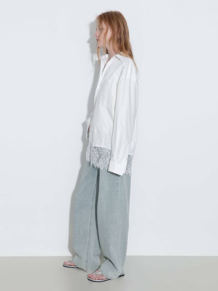 CUBIC – wholesale Buttoned-down shirt – Women's – Lace Panel Shirt22