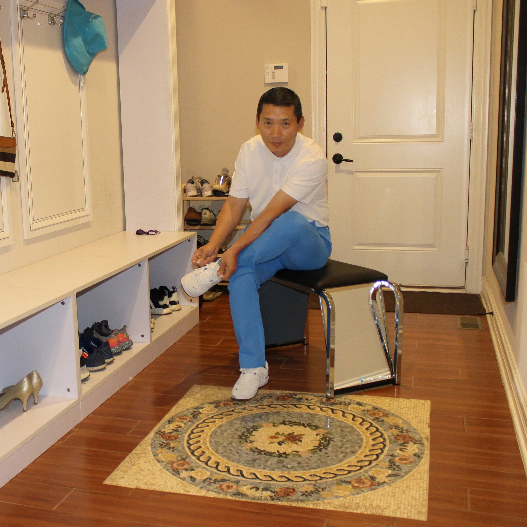 FIXTUREDISPLAYS – Banco por atacado – Banco de Prova de Calçado Almofadado com Espelhos 155891