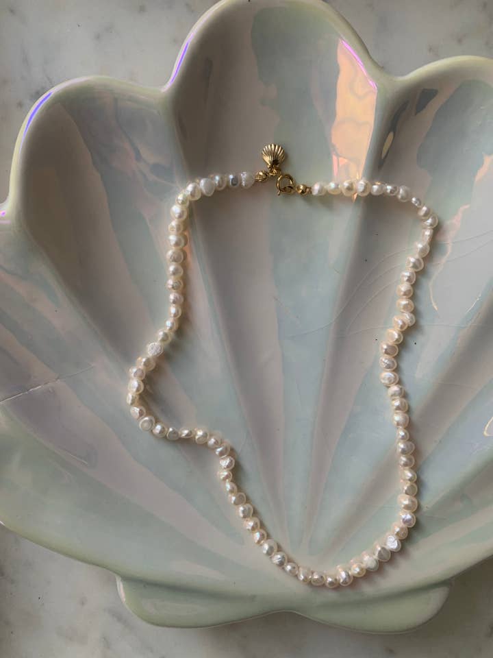 Midi Freshwater Pearl Choker for wholesale by Ohhheylovely