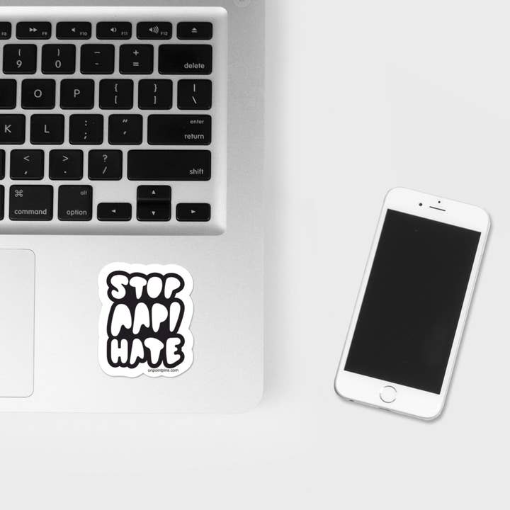 On Point Pins – Adesivo por atacado – Autocolante Stop Asian Hate | Stop APPI Hate Cut Vinil Caridade1
