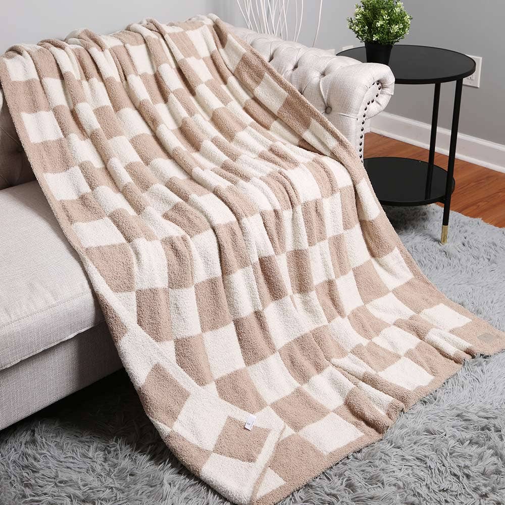 Sensibling Corp. – wholesale Throw blanket – Reversible Checkerboard Patterned Throw Blanket
37