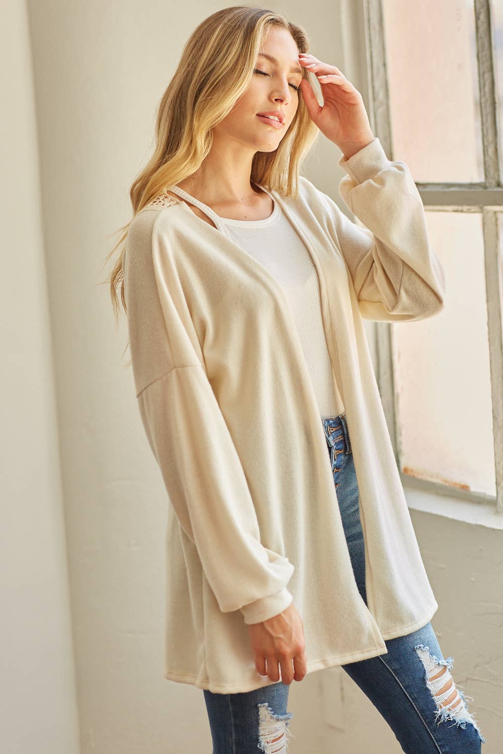 Moonshot Clothing – Großhandel Strickjacke – Damen – MST1935-A La Mode Kaschmir-Strickjacke11