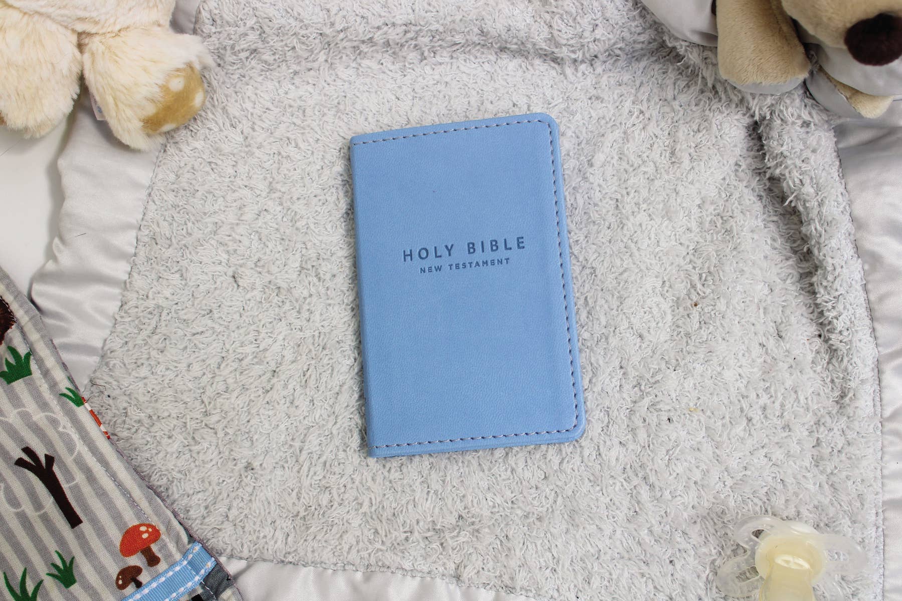 HarperCollins Christian Publishing - Wholesale Religion Book - NIV Tiny Testament Bible New Testament Leathersoft Blue1