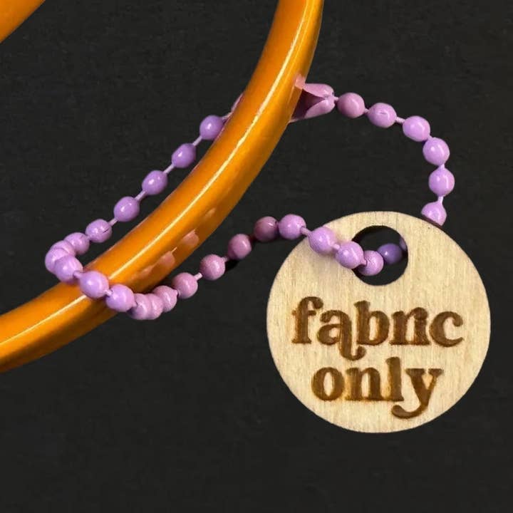 Yarnistry – wholesale Craft supplies – Scissor saver tag0