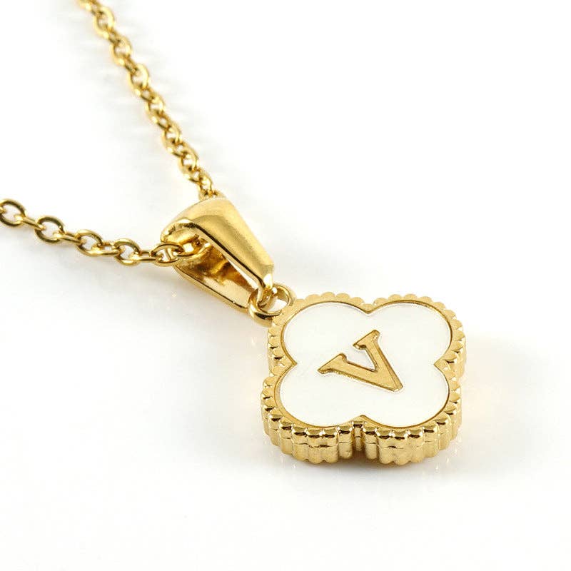 Mio Queena - Wholesale Pendant/Charm Necklace - Clover Shell Initial Charm 18K Golden S.Steel Necklace - FGS21