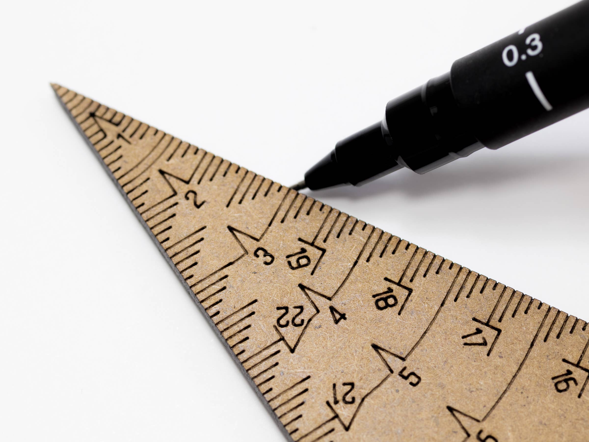 Divide and Rule – wholesale Ruler – Square 60/30/90° - Original7